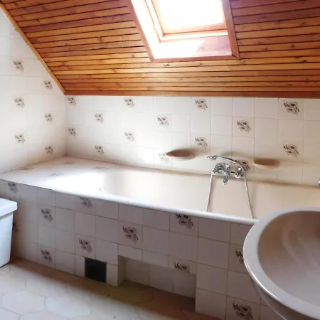 Holiday Antal Holiday home Kapolnasnyek